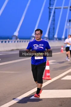 Runner Photo 2117524