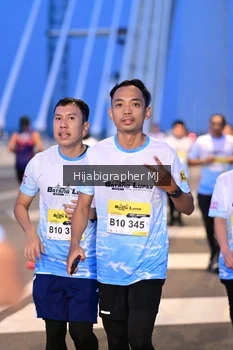 Runner Photo 2117552
