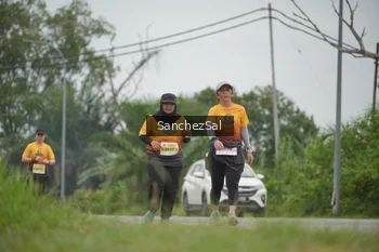Runner Photo 2117706