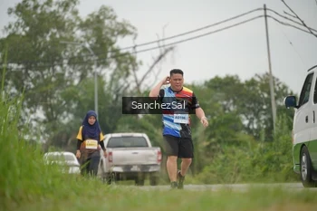 Runner Photo 2117777