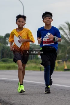 Runner Photo 2117862