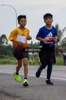 Runner Photo 2117866