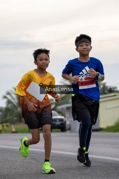 Runner Photo 2117883