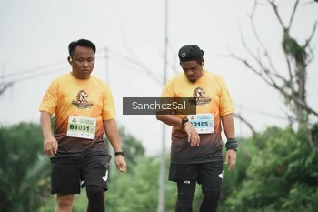 Runner Photo 2117954