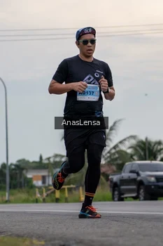 Runner Photo 2118060