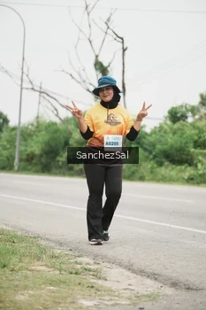 Runner Photo 2118138