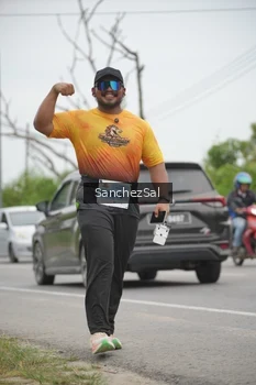 Runner Photo 2118275
