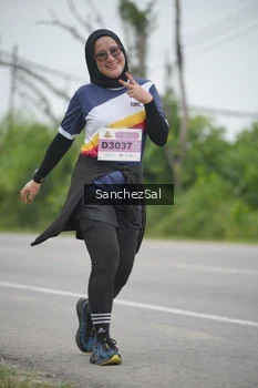Runner Photo 2118312