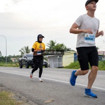 Runner Photo 2118671