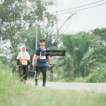 Runner Photo 2118696