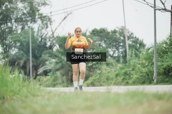 Runner Photo 2118813
