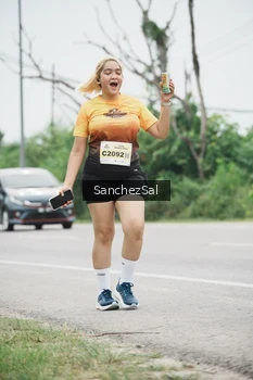 Runner Photo 2118844