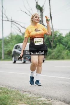 Runner Photo 2118885