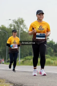 Runner Photo 2118968