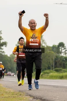 Runner Photo 2119046