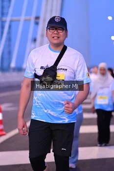 Runner Photo 2119073