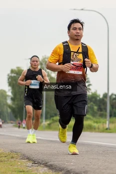 Runner Photo 2119077