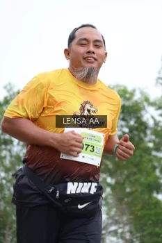 Runner Photo 2119132
