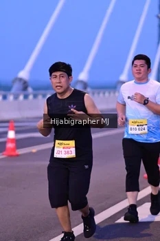 Runner Photo 2119176