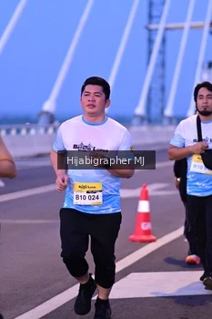 Runner Photo 2119179