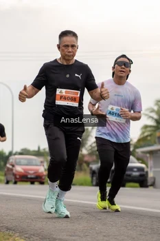 Runner Photo 2119206