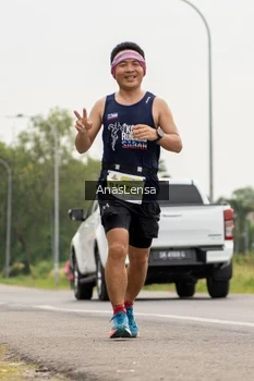 Runner Photo 2119333