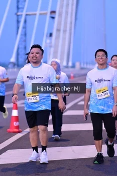 Runner Photo 2119474