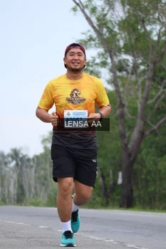Runner Photo 2119530