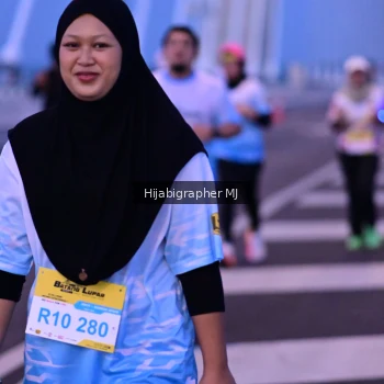 Runner Photo 2119633
