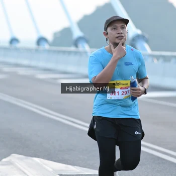 Runner Photo 2120622