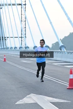 Runner Photo 2120716