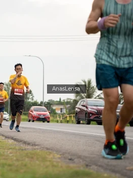 Runner Photo 2121000