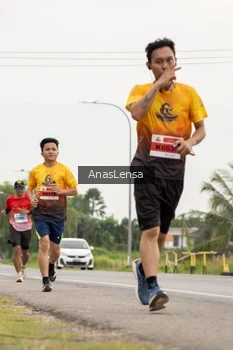 Runner Photo 2121018