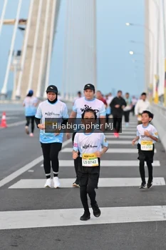 Runner Photo 2121163