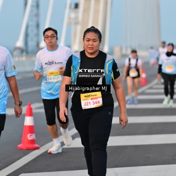 Runner Photo 2121296
