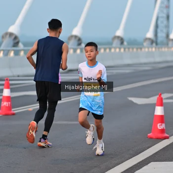 Runner Photo 2121325