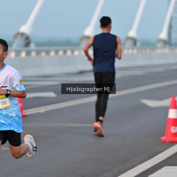 Runner Photo 2121335