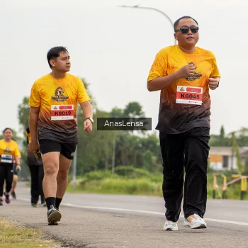 Runner Photo 2121340
