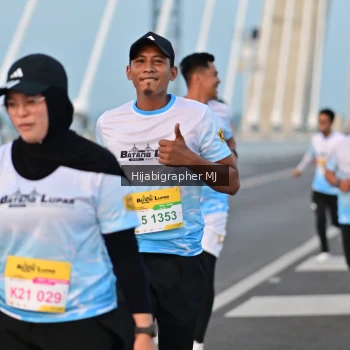 Runner Photo 2121355
