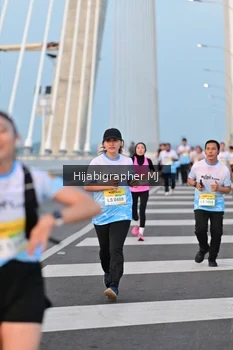 Runner Photo 2121469