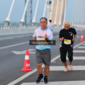 Runner Photo 2121610