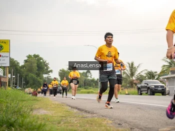 Runner Photo 2121642