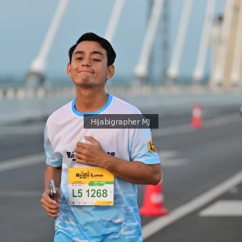 Runner Photo 2121696