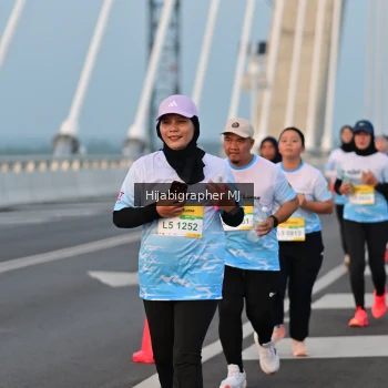 Runner Photo 2121707