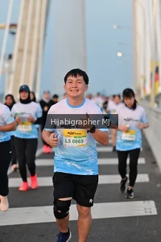 Runner Photo 2121719