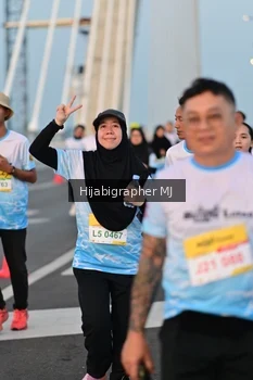 Runner Photo 2122050