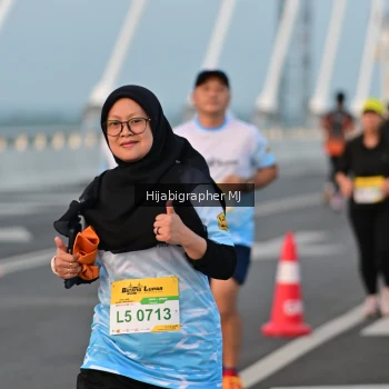 Runner Photo 2122067
