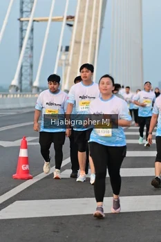 Runner Photo 2122282