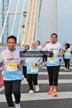 Runner Photo 2122417