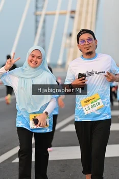 Runner Photo 2122441